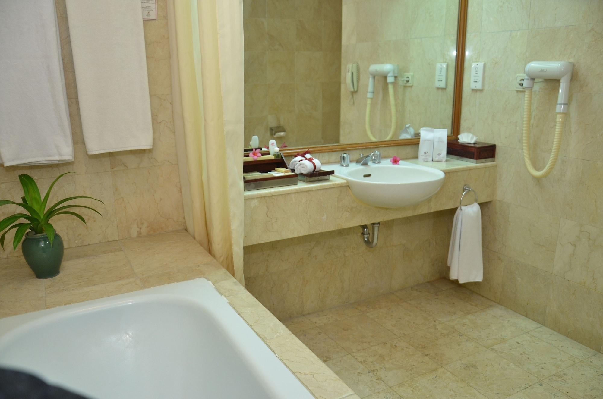 Hotel Sahid Jaya Solo Exterior photo
